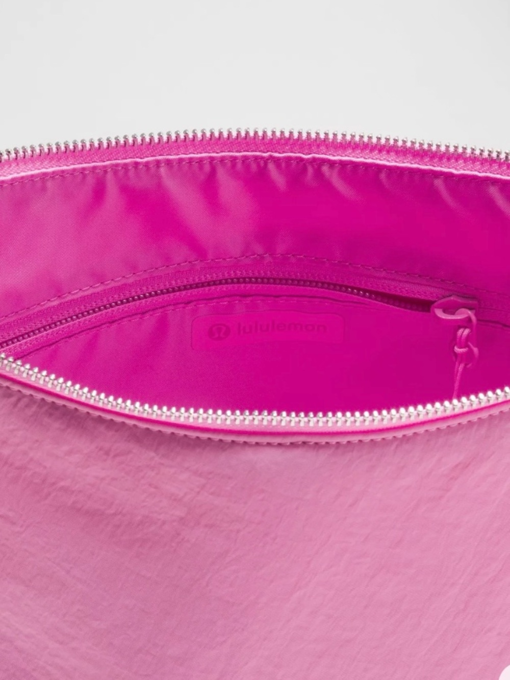 Lululemon Convertible Crossbody Bag 6.5L in Sweet Sorbet/Pink Blossom/Silver - Picture 6 of 7